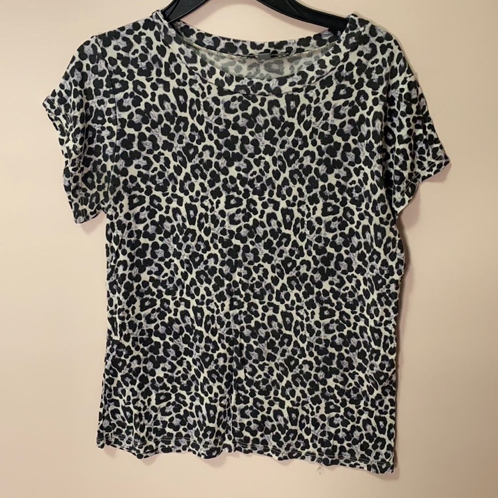 American Eagle top